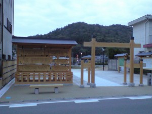 夕景・関山神社を望む